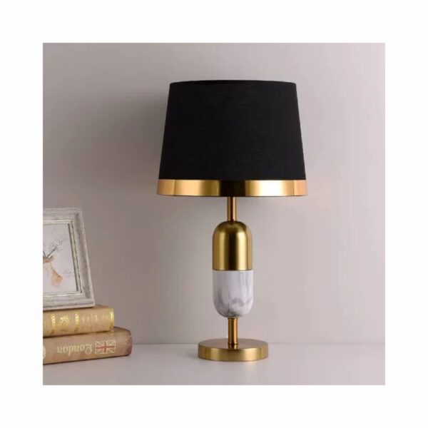 Abajur Moderno Preto e dourado